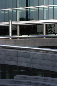 Comp image : lond010032 : Dramatic shapes of buildings in the 'More London' development between London Bridge and Tower Bridge on the south bank of the River Thames, London, England